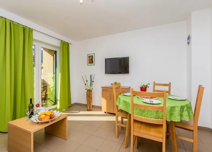 Apartament Mirica 2
